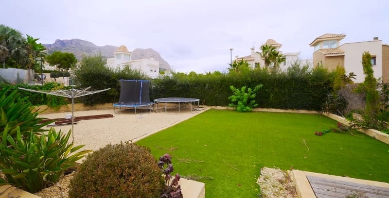 Open photo Listing photo