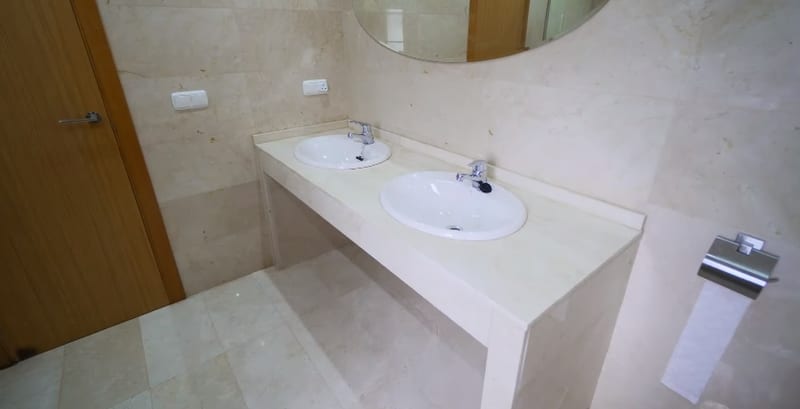 Open photo Listing photo