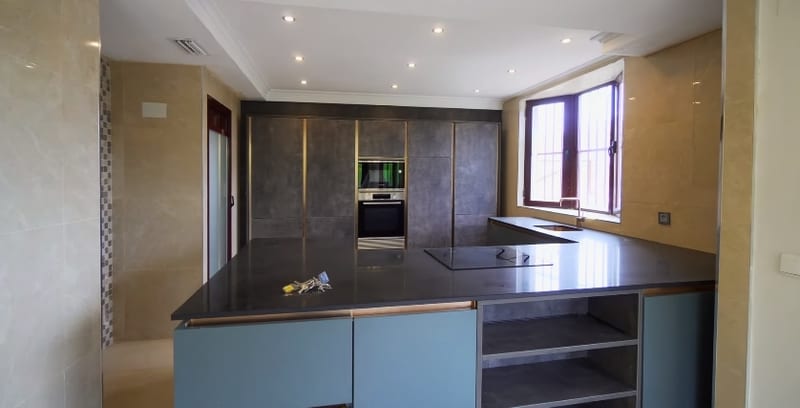 Open photo Listing photo