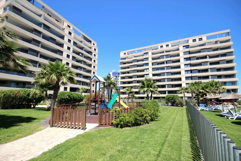 Open photo Listing photo