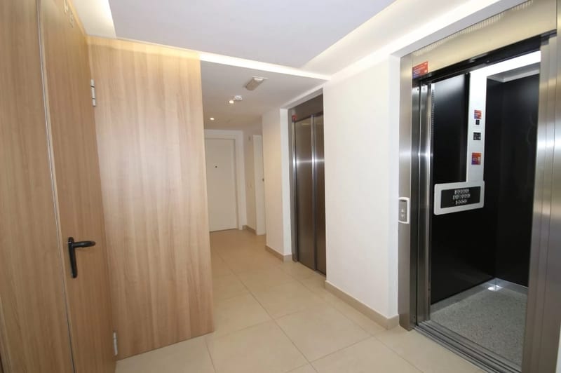 Open photo Listing photo