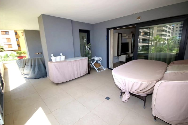 Open photo Listing photo