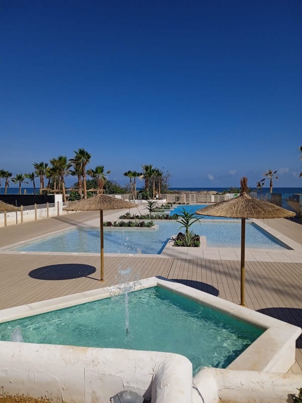 Open photo Listing photo