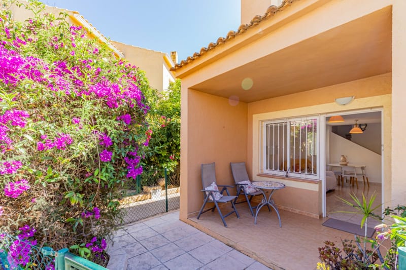 Open photo Listing photo
