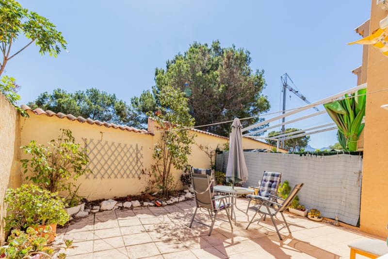 Open photo Listing photo