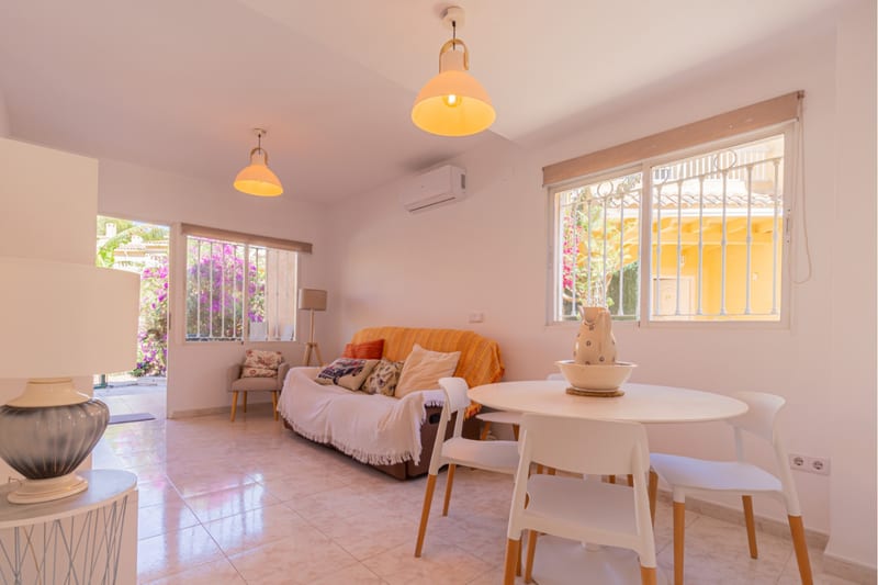 Open photo Listing photo