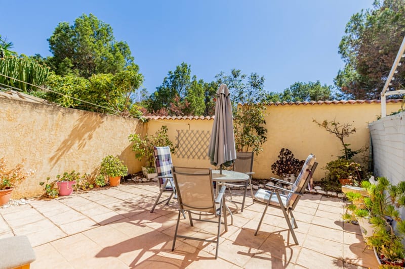 Open photo Listing photo