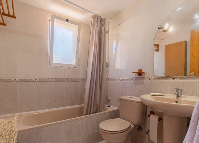 Open photo Listing photo