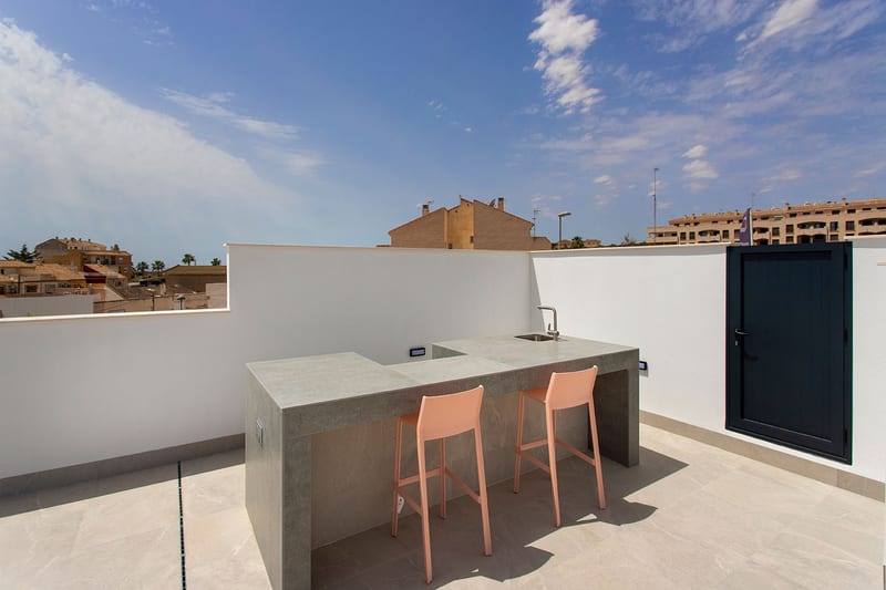 Open photo Listing photo