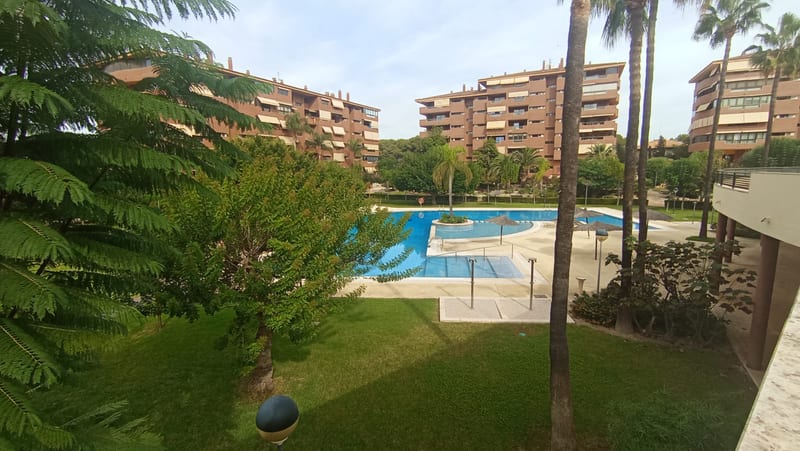 Open photo Listing photo