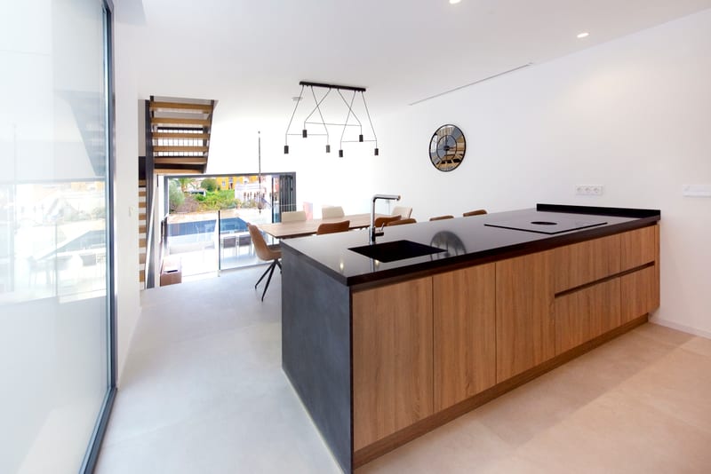 Open photo Listing photo
