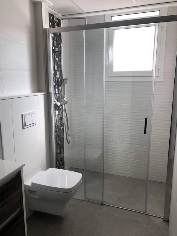 Open photo Listing photo