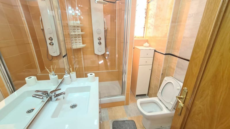 Open photo Listing photo
