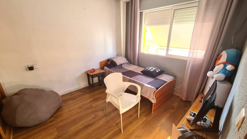 Open photo Listing photo