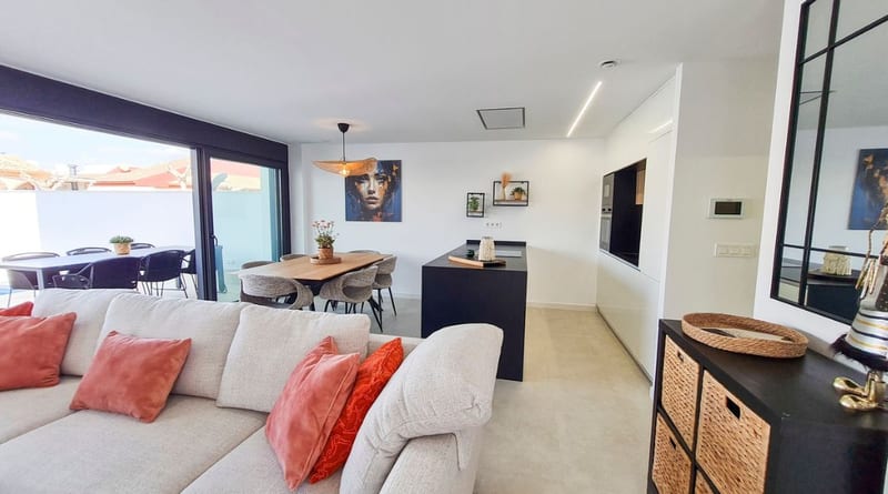 Open photo Listing photo