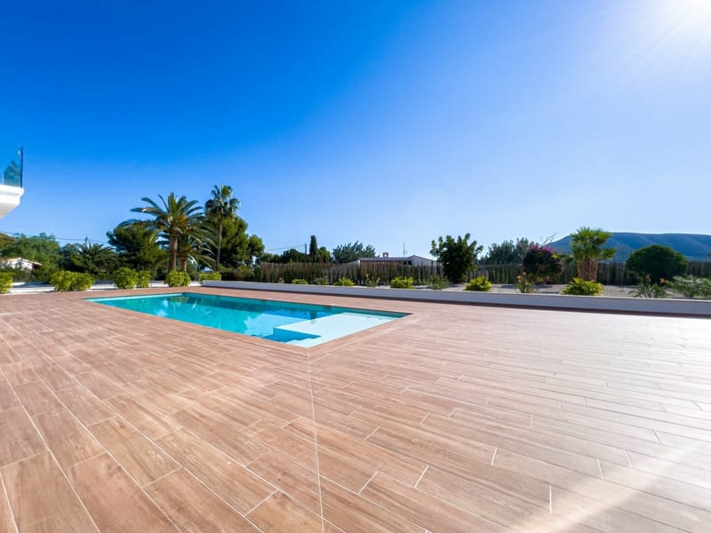 Open photo Listing photo