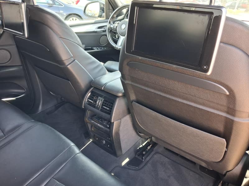Open photo Listing photo