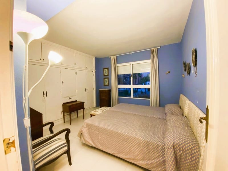 Open photo Listing photo