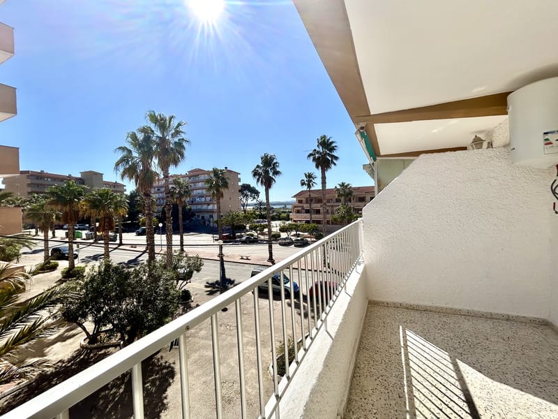 Open photo Listing photo