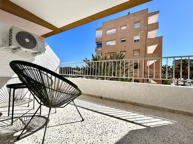 Open photo Listing photo