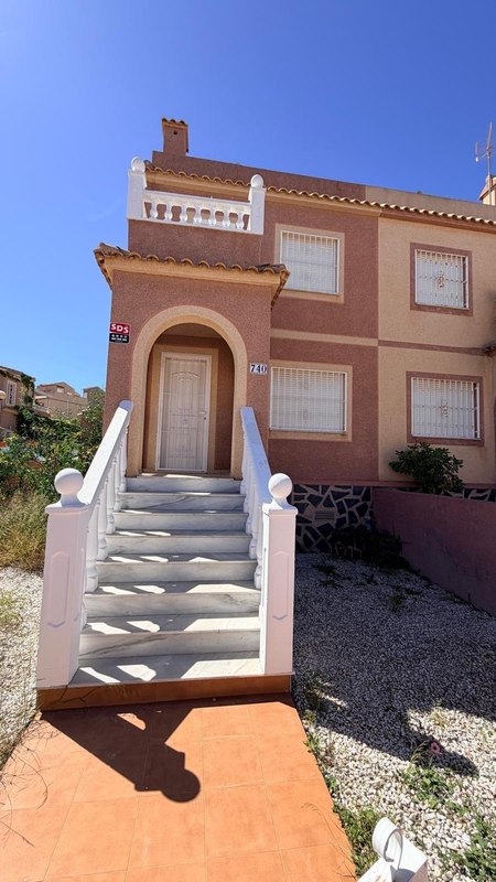 Open photo Listing photo