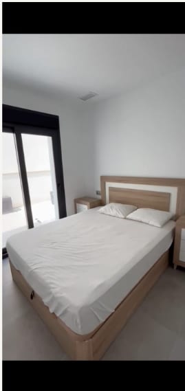 Open photo Listing photo
