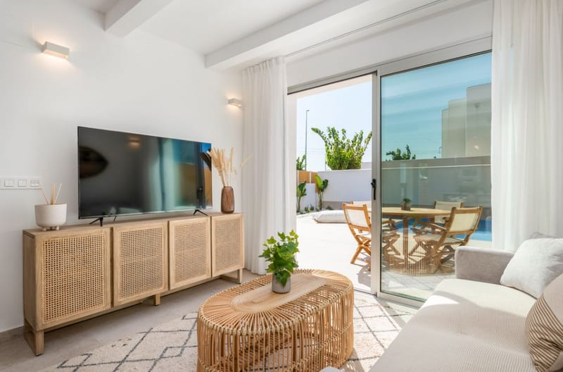 Open photo Listing photo
