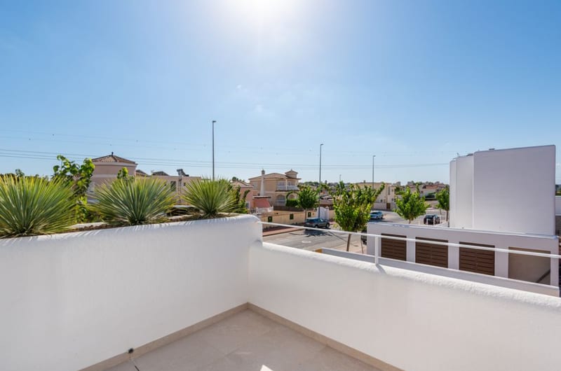 Open photo Listing photo