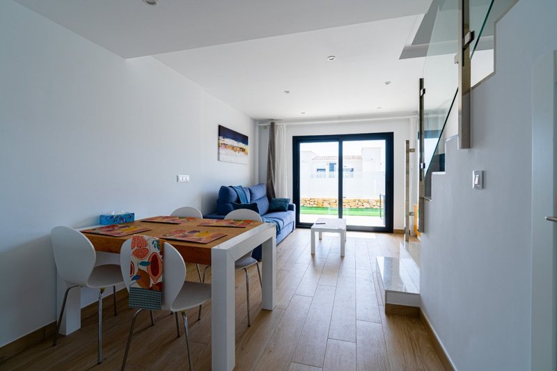Open photo Listing photo