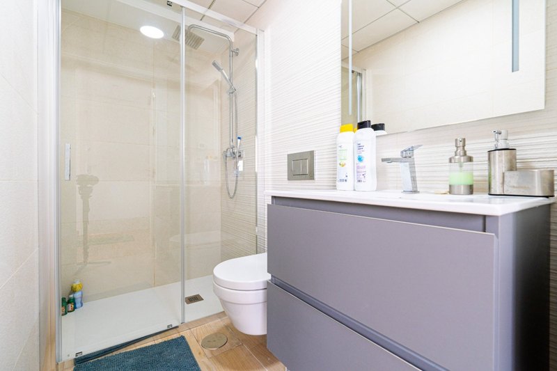 Open photo Listing photo
