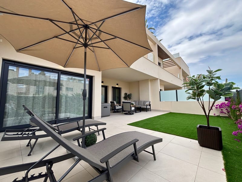 Open photo Listing photo