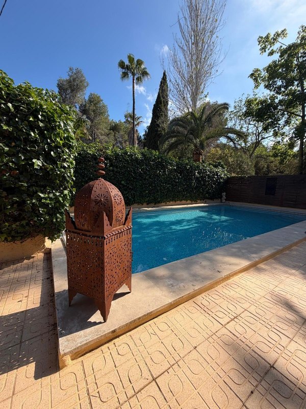 Open photo Listing photo