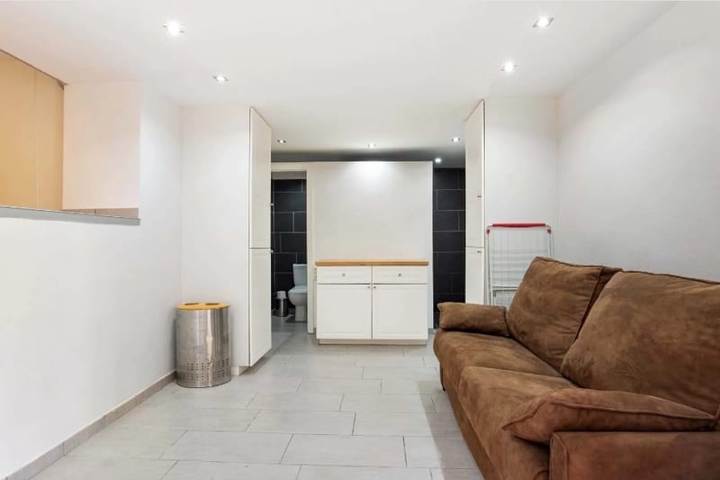 Open photo Listing photo