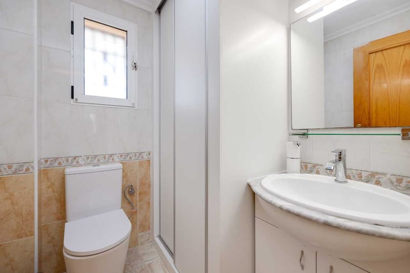 Open photo Listing photo