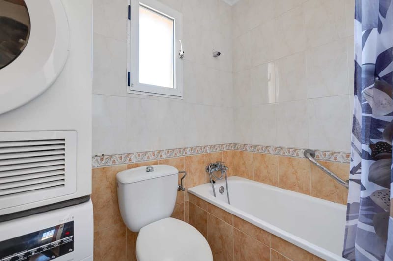 Open photo Listing photo