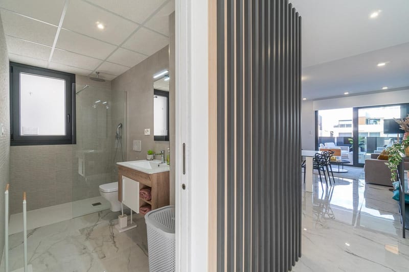 Open photo Listing photo