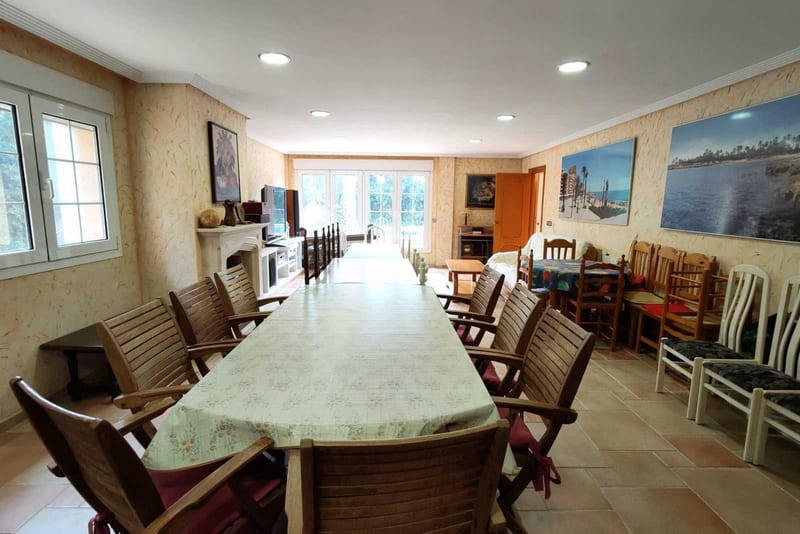 Open photo Listing photo