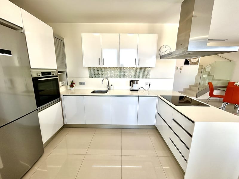 Open photo Listing photo