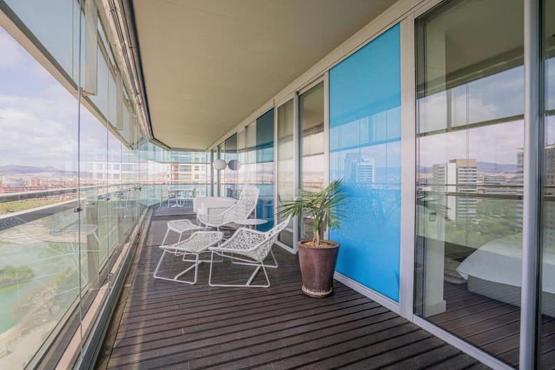 Open photo Listing photo