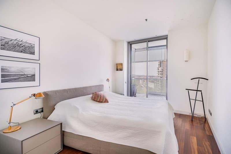 Open photo Listing photo