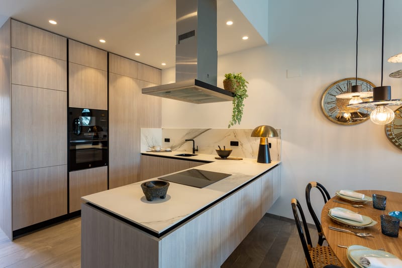 Open photo Listing photo