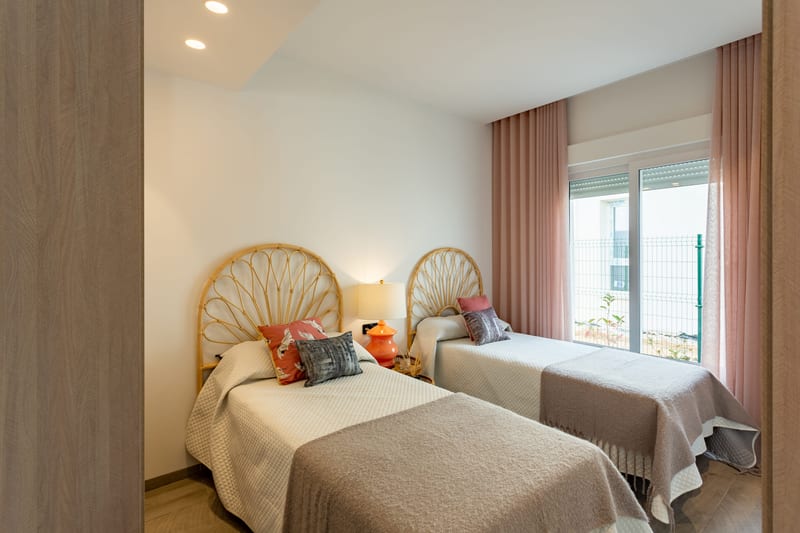 Open photo Listing photo
