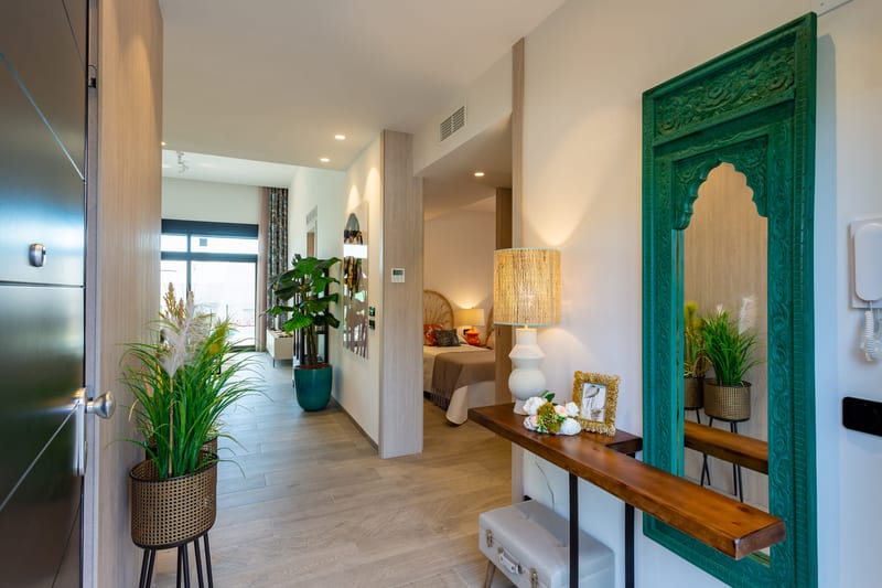 Open photo Listing photo