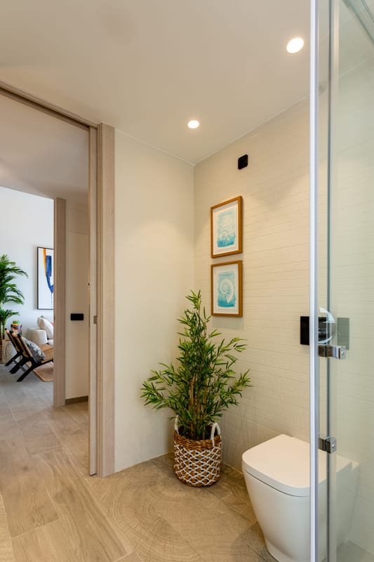 Open photo Listing photo