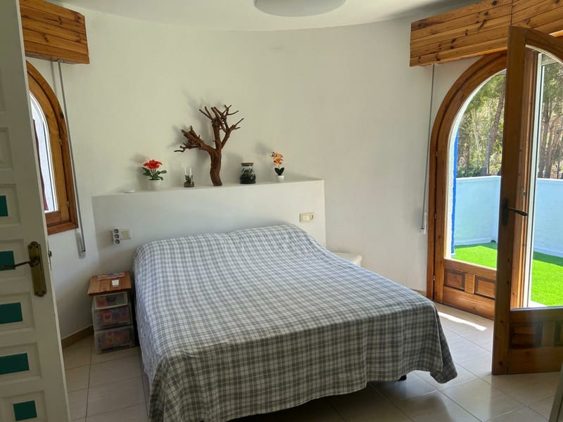 Open photo Listing photo