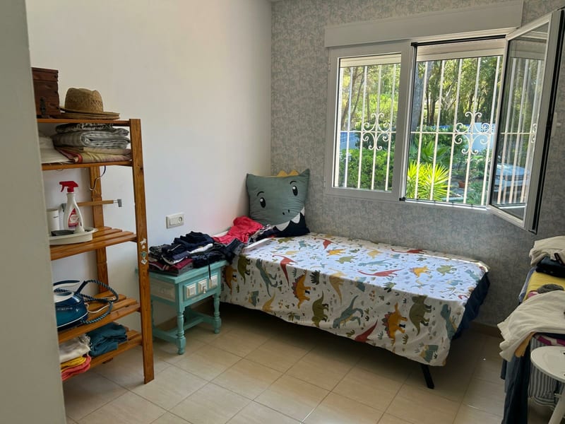 Open photo Listing photo
