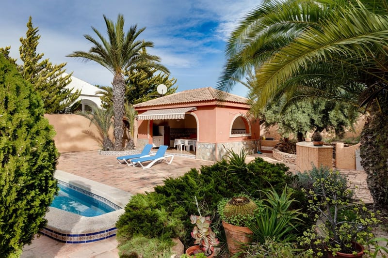 Open photo Listing photo