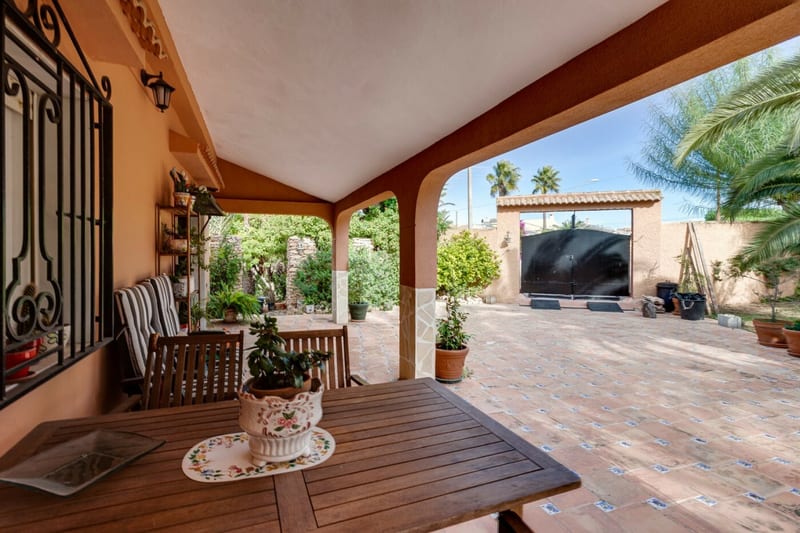 Open photo Listing photo