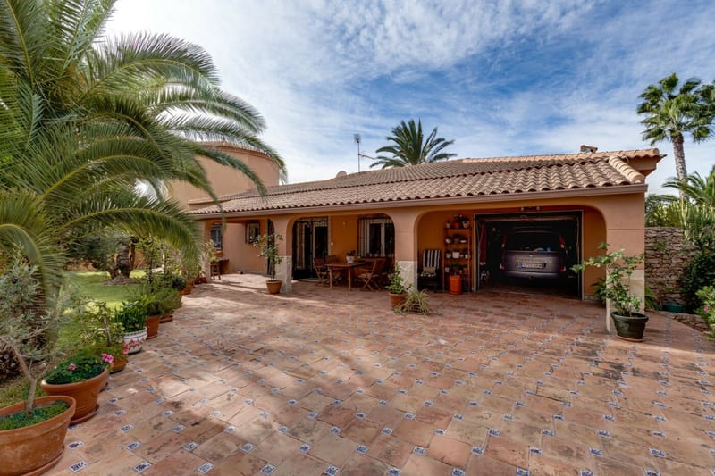 Open photo Listing photo