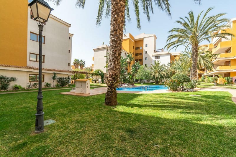 Open photo Listing photo